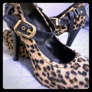 Leopard felt heels